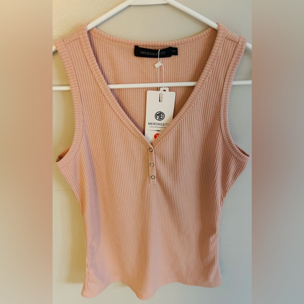 Women's Ribbed V-Neck Tank Top in Blush